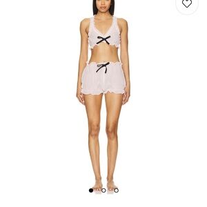 More to come revolve sleep set